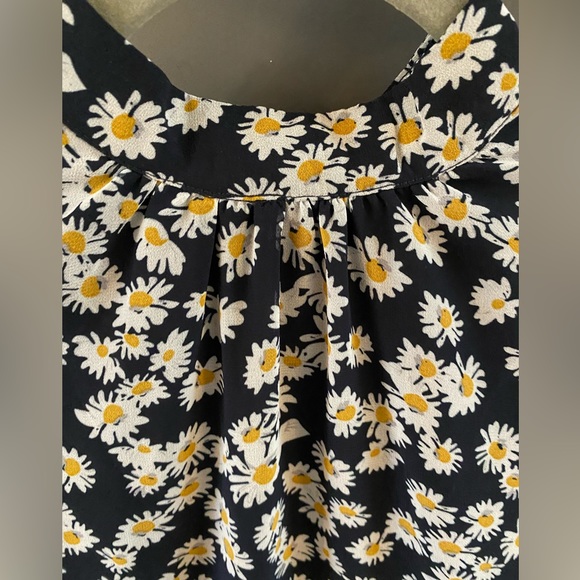 71F/25C Daisy Floral Long-Sleeve Dress XS - Picture 5 of 14